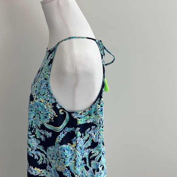Lilly Pulitzer halter neck dress excellent used condition. Size small. - Picture 6 of 9